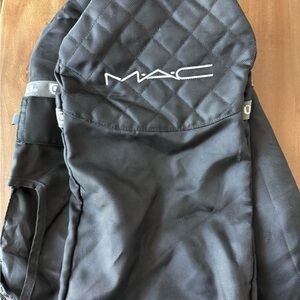 MAC Zucca Cover